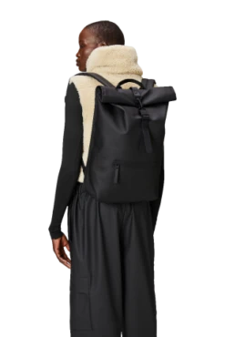 Rains Rolltop 16" Rucksack Black -Eastpak Verkoop 13320 black women 1