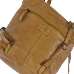 Bear Design Cow Lavato Sandy Schouder / Rugtas Geel -Eastpak Verkoop 20210215 capture0028