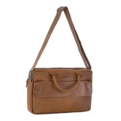DSTRCT Special Laptopbag 2-vaks 17" Cognac -Eastpak Verkoop 20210824 capture0009