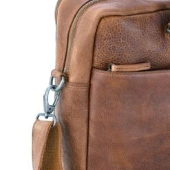 DSTRCT Special Raider Leather Laptopbag 2-vaks 15.6" Cognac -Eastpak Verkoop 20210916 capture0013