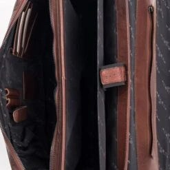 Plevier Quartz Aktetas 1-Vak 15.6" Bruin -Eastpak Verkoop 353 2 quartz bk 1