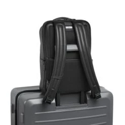 Porsche Design Roadster Leren Schoudertas S Black -Eastpak Verkoop 4056487000619 03 ga pd sall ain v1 1