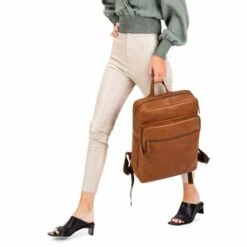 Burkely Antique Avery Backpack Zip 15.6" Cognac -Eastpak Verkoop 8005364.56.24 6
