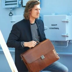 Plevier Decca Leren Aktentas 2-Vaks 17.3" Zwart -Eastpak Verkoop 859 2 decca 1