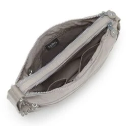 Kipling Alvar Schoudertas Grey Gris 8 Kipling Alvar Schoudertas Grey Gris -Eastpak Verkoop alvar grey gris 3