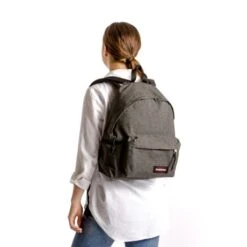 Eastpak Padded Pak'r Rugzak Sunday Grey -Eastpak Verkoop bagageonline.nl gedragen producten eastpak padded 1 1 2
