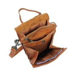 Bear Design Sophie Schoudertas Cognac -Eastpak Verkoop bear sophie cognac 1