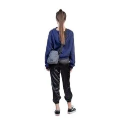 CabinZero Sidekick 3L Shoulderbag Aruba Blue -Eastpak Verkoop cz211203 classic sidekick 3l original grey on body female 03 1 1 1