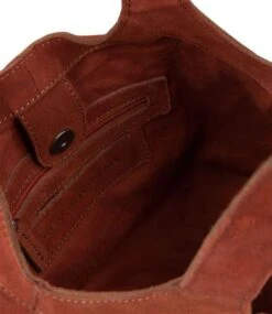 Cowboysbag Suede Handbag Cody Brandy -Eastpak Verkoop handbag cody 000302 brandy 20963