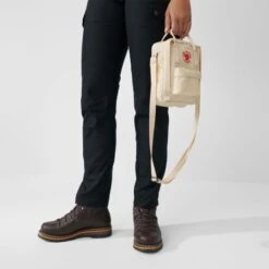 Fjallraven Fjällräven Kanken Sling Shoulderbag Light Oak -Eastpak Verkoop kanken sling 23797 115 f detail fjr