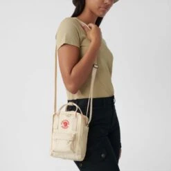 Fjallraven Fjällräven Kanken Sling Shoulderbag Light Oak -Eastpak Verkoop kanken sling 23797 115 g detail fjr