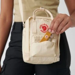 Fjallraven Fjällräven Kanken Sling Shoulderbag Light Oak -Eastpak Verkoop kanken sling 23797 115 h detail fjr