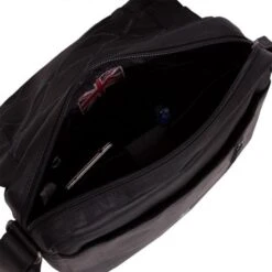 Chesterfield Remy Schoudertas Black -Eastpak Verkoop leren schoudertas zwart remy 2