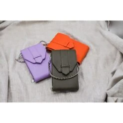 MOSZ Telefoontasje Vegan Dark Taupe Silver -Eastpak Verkoop sfeer mosz 007 2