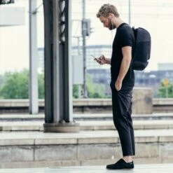 Salzen Alpha Backpack Leather Charcoal Black -Eastpak Verkoop zen bac 005 801 30zen bac 005 801 30 1542378243342